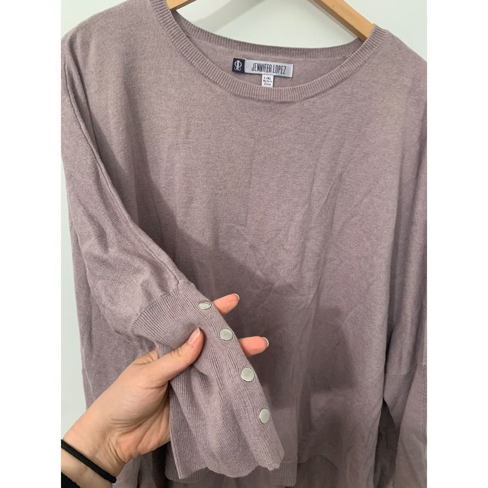 Jennifer Lopez Dolman Sleeve Sweater